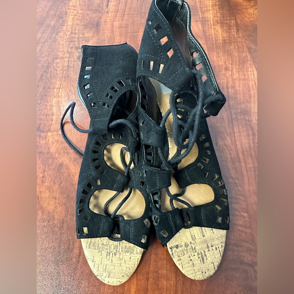Laced Heeled Heels
